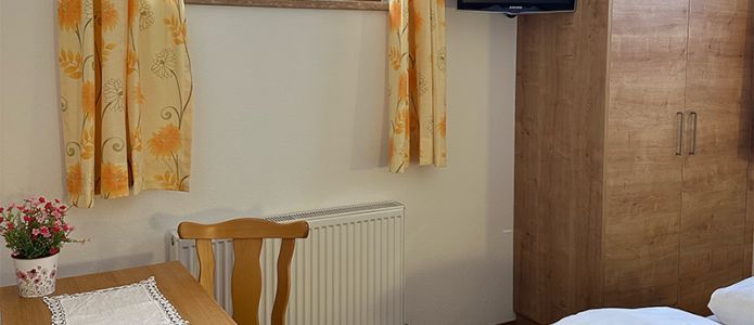 keller-appartement-zimmer.jpg